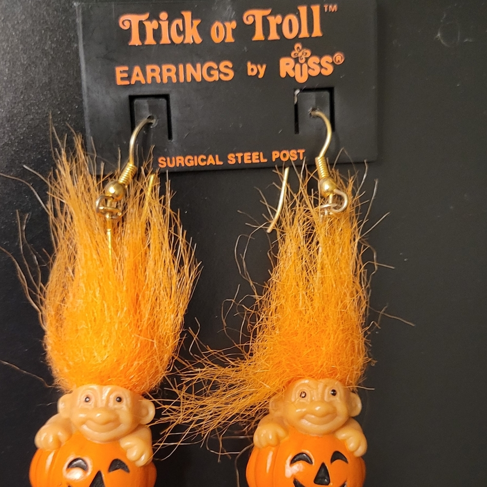 Vintage Russ Trick Or Troll Earrings Troll W/ Pumpkin